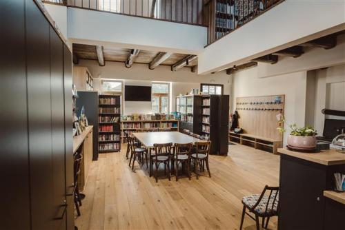 Spolkovna - interiér